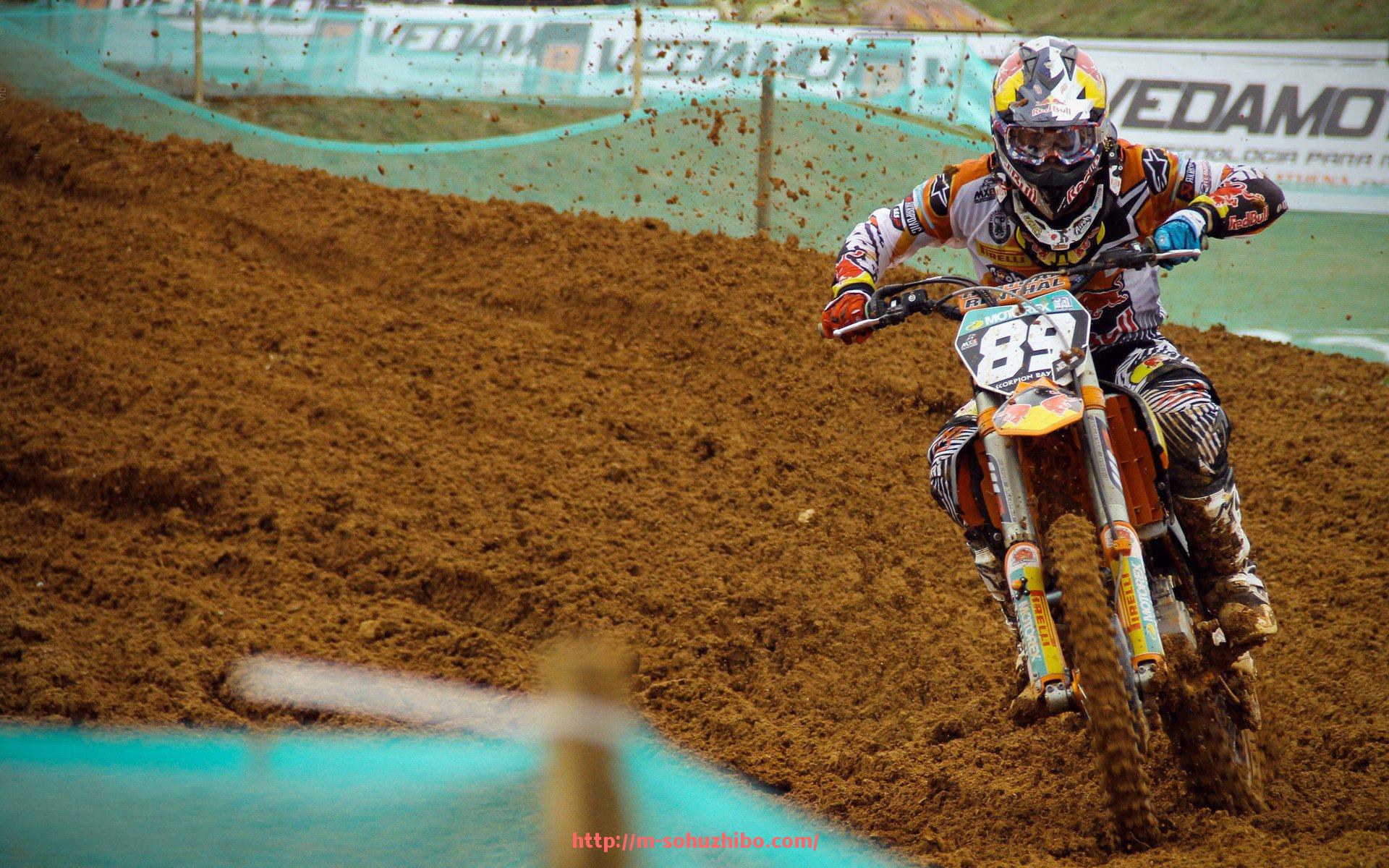 搜狐体育直播-家用健身器材图片与功能介绍：家用健身器材的外观和功能展示